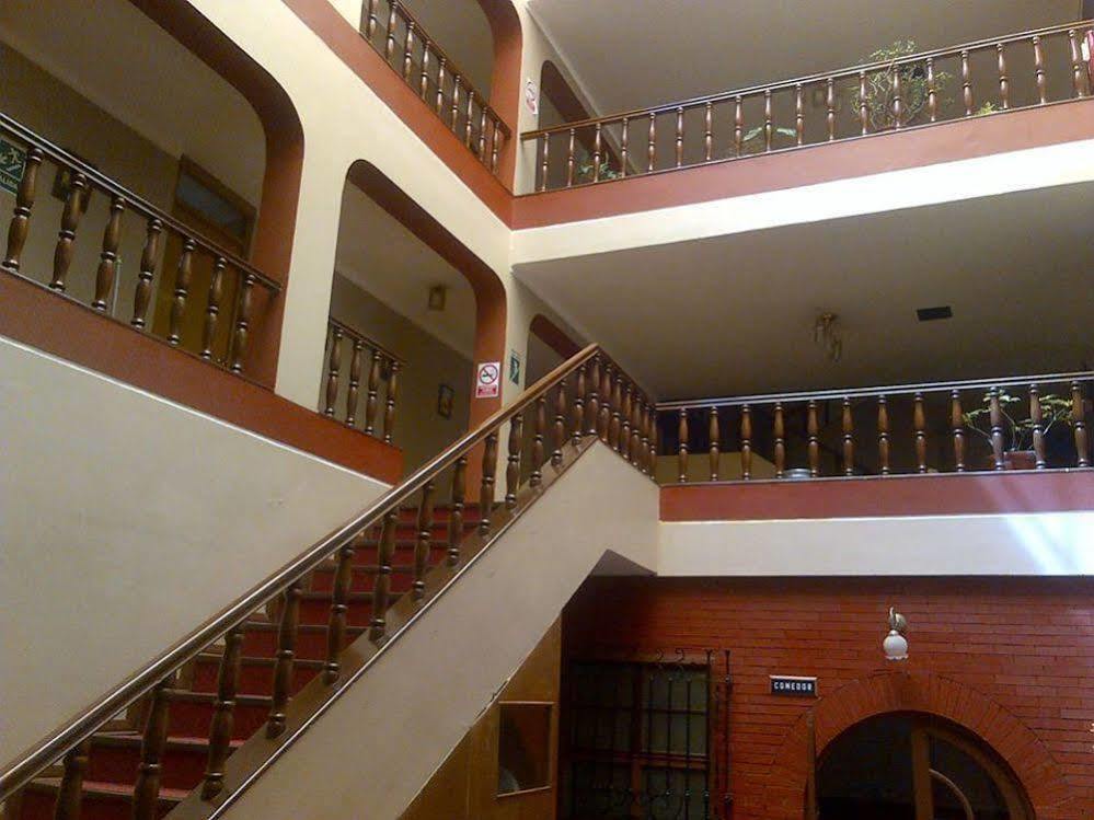 Hostel Sillustani Inn Пуно Екстер'єр фото